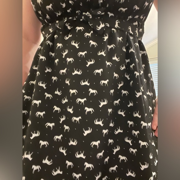 Amazing Horse Print Dress, Large - Picture 12 of 15